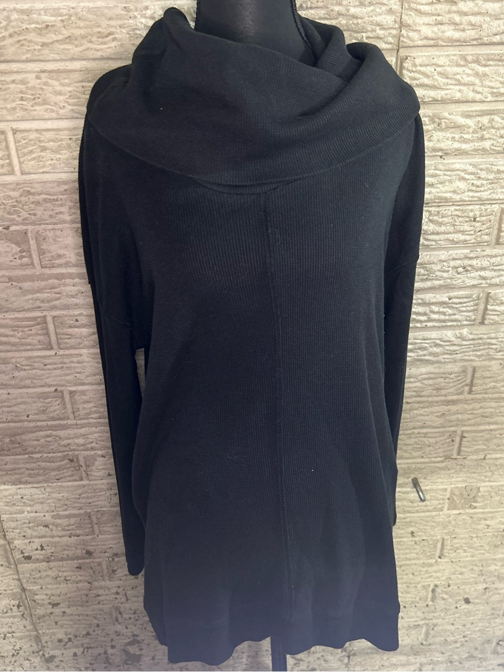 Calvin Klein Quick Dry Black Cowl Neck Women's Waffle Knit Sweater Size Large
